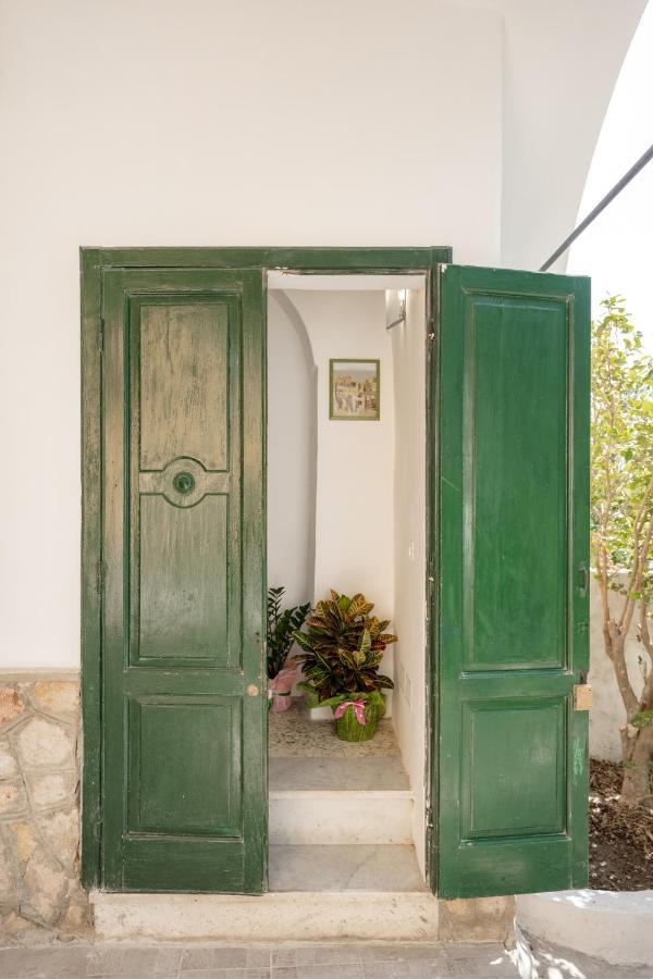 פרוסידה Villa Caterina B&B מראה חיצוני תמונה