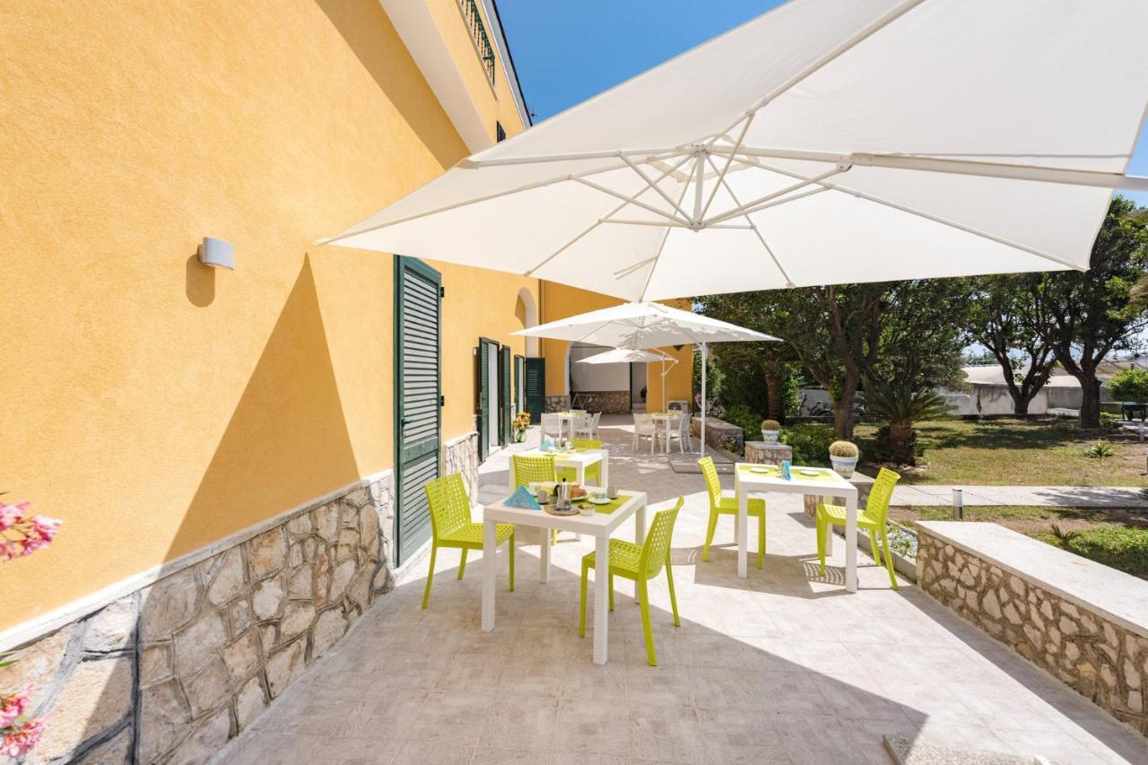 פרוסידה Villa Caterina B&B מראה חיצוני תמונה