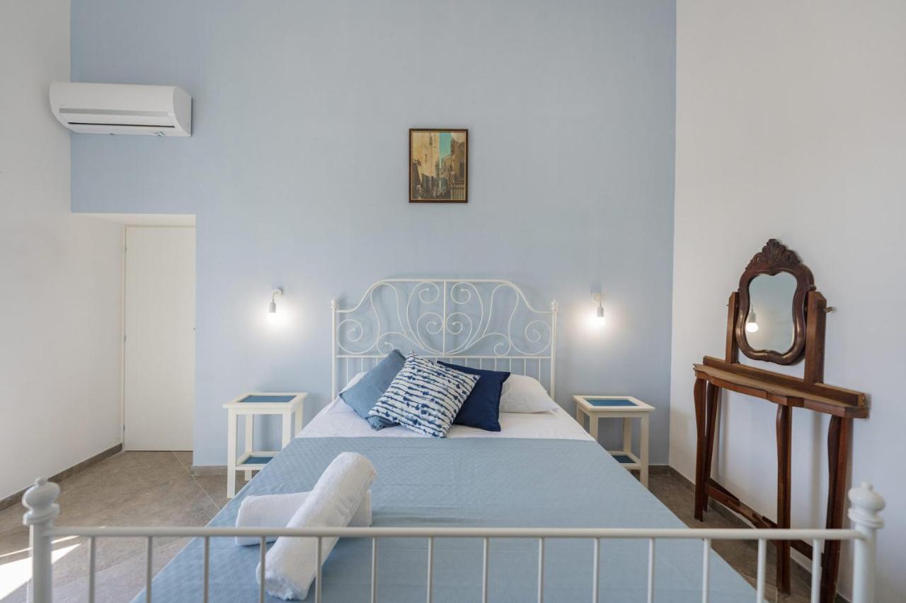 פרוסידה Villa Caterina B&B מראה חיצוני תמונה