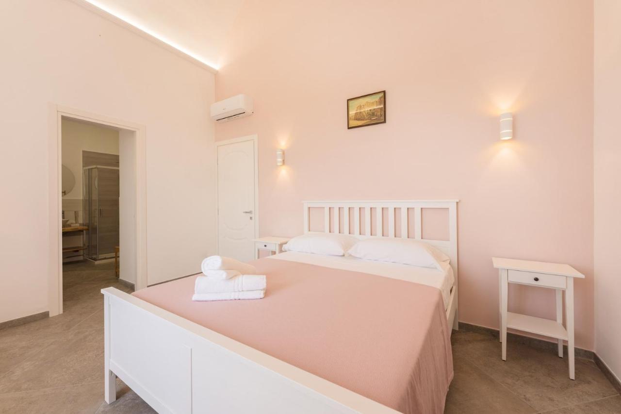 פרוסידה Villa Caterina B&B מראה חיצוני תמונה