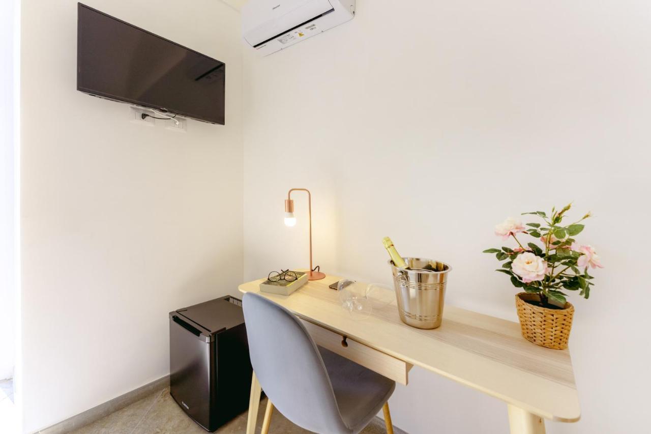 פרוסידה Villa Caterina B&B מראה חיצוני תמונה